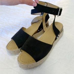 Black espadrille platform sandals
